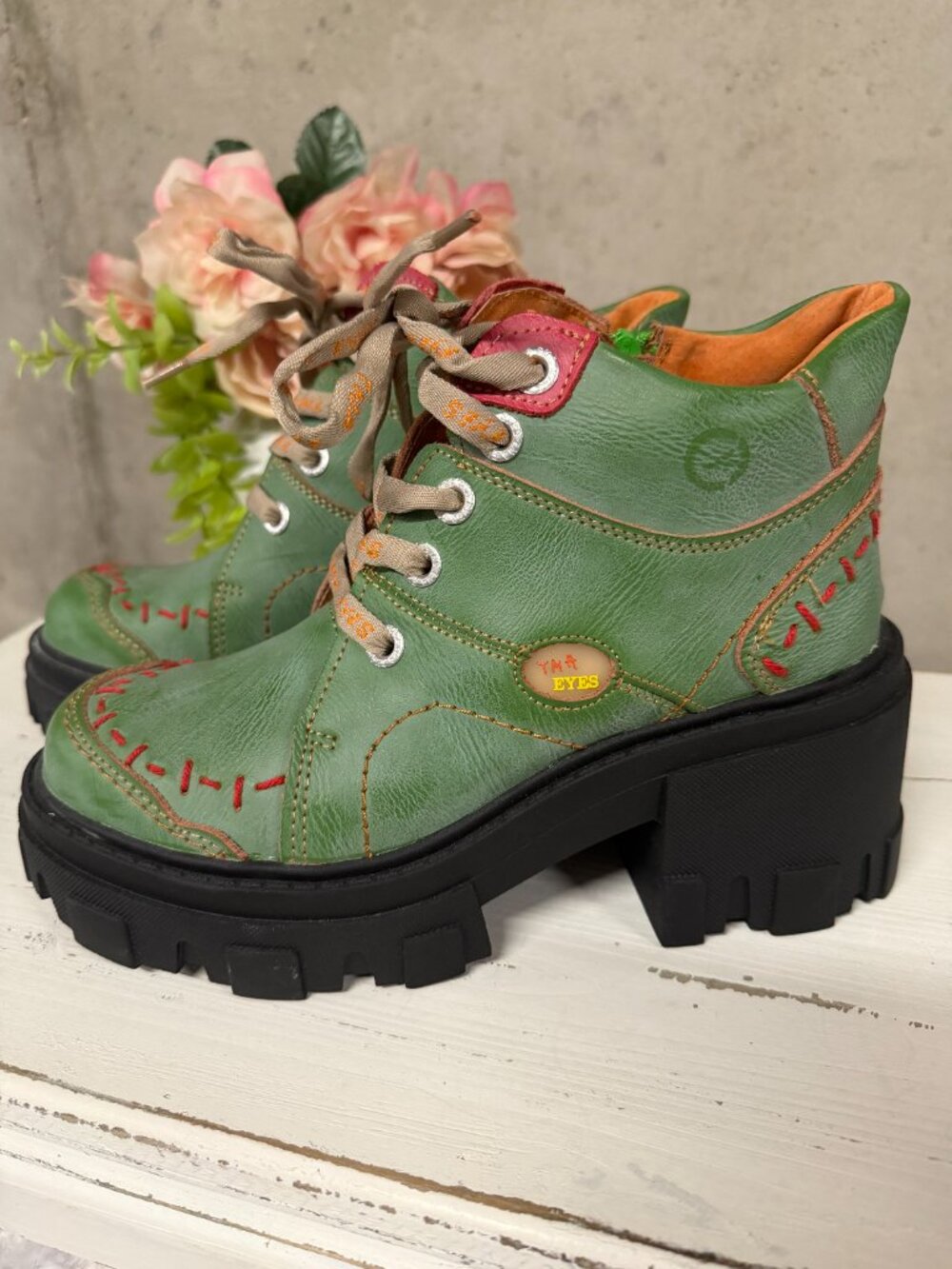 NWT TMA EYES Platform Boots - Size 7.5